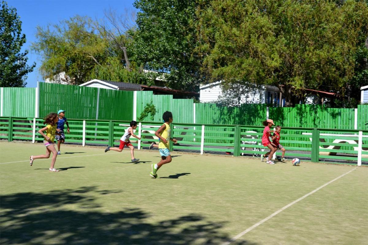 Camping Les Salisses - Maeva Vias Εξωτερικό φωτογραφία