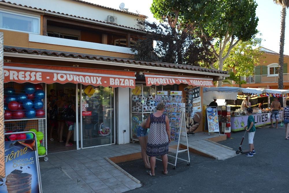 Camping Les Salisses - Maeva Vias Εξωτερικό φωτογραφία